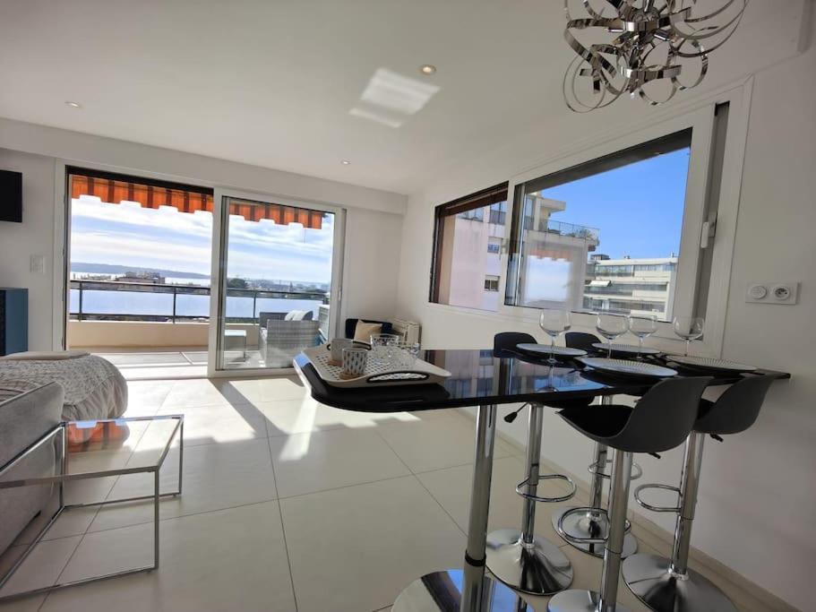 Cannes Vue Mer T2 61M²+ Parking Extérieur photo